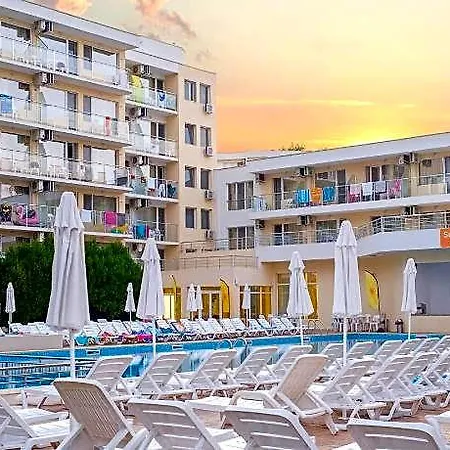 Хотел Garden Nevis Несебър